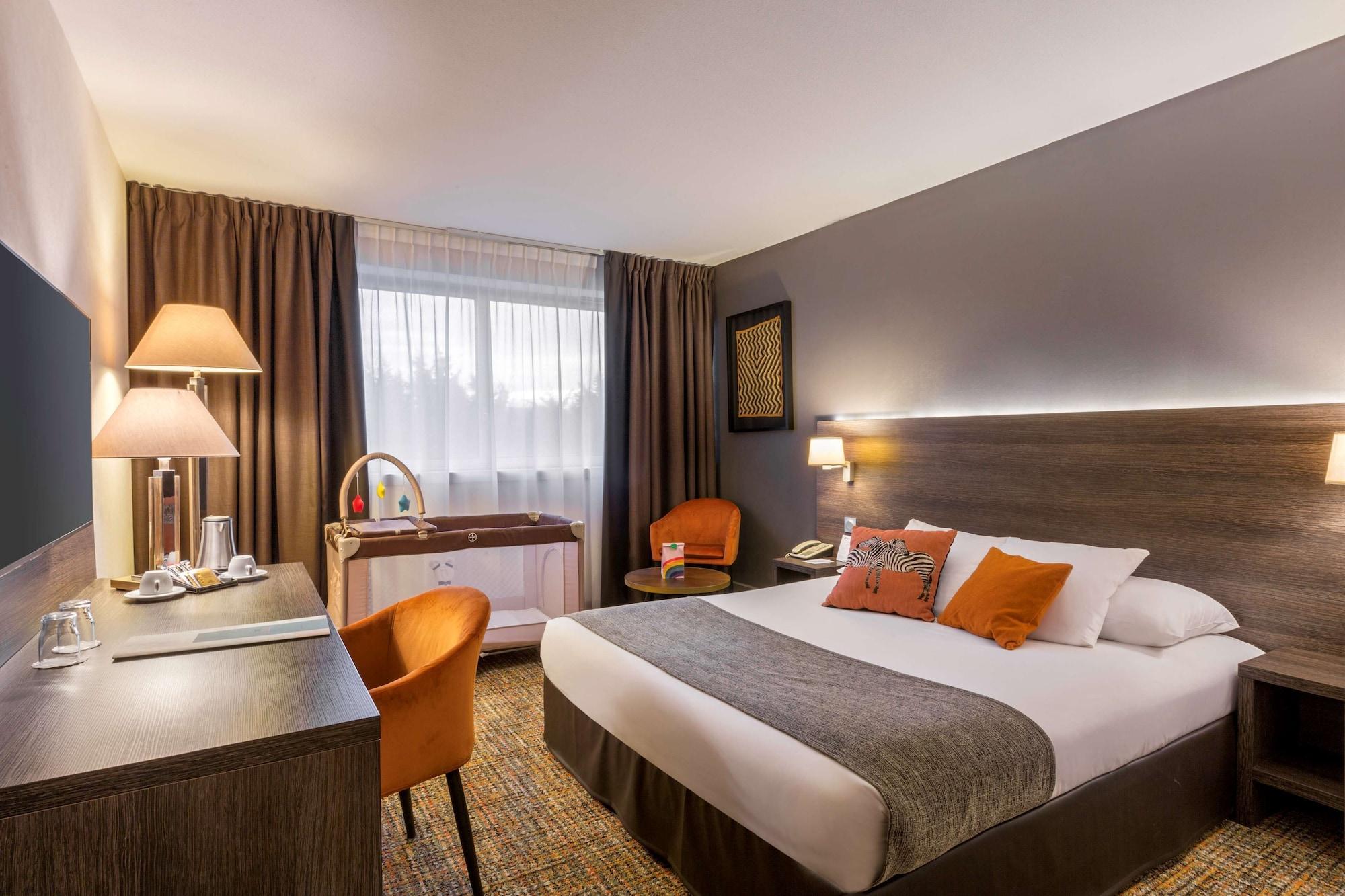 Best Western Plus Hotel Admiral La Tour-de-Salvagny Exteriör bild